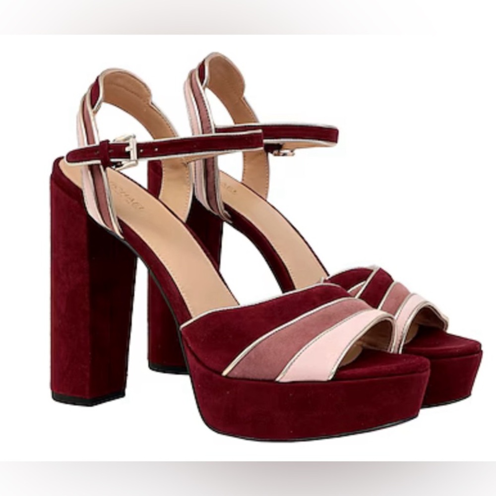 Michael Kors Harper Platform heels, just needs some cleaning. Size 7M